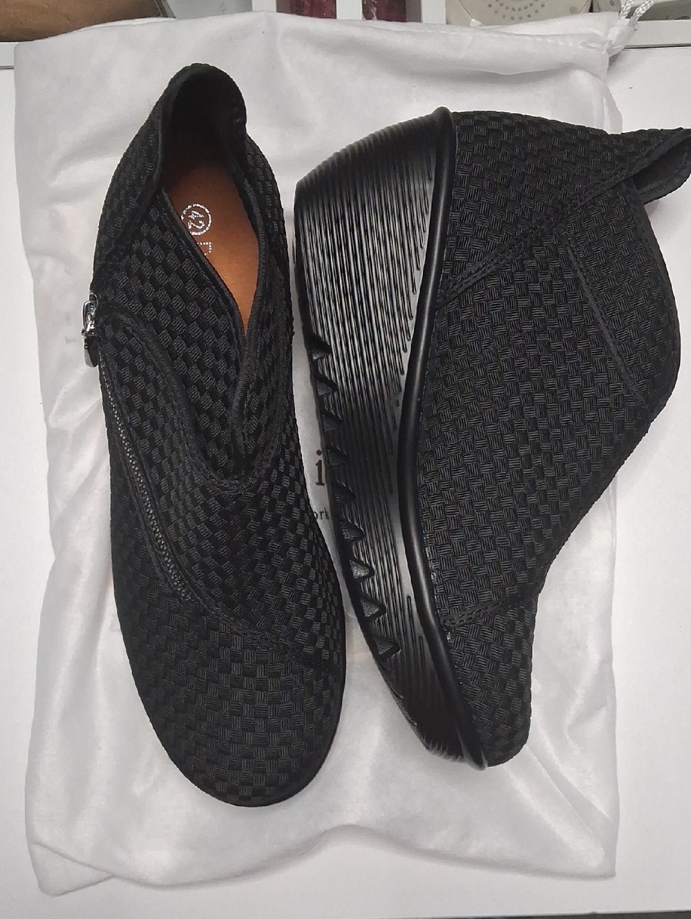 bernie mev. Black Woven Slip-On Wedge Sneakers